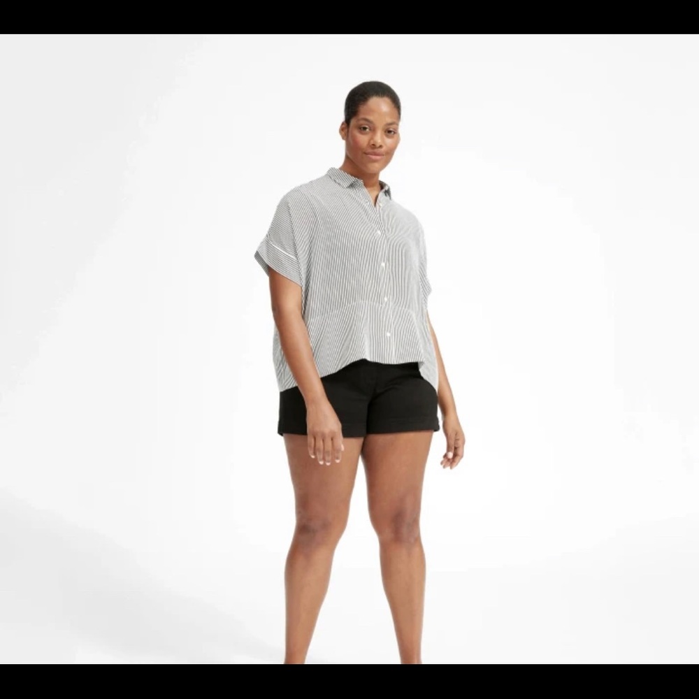 Everlane Silk Short-Sleeve Square Shirt - size 4, striped, great condition